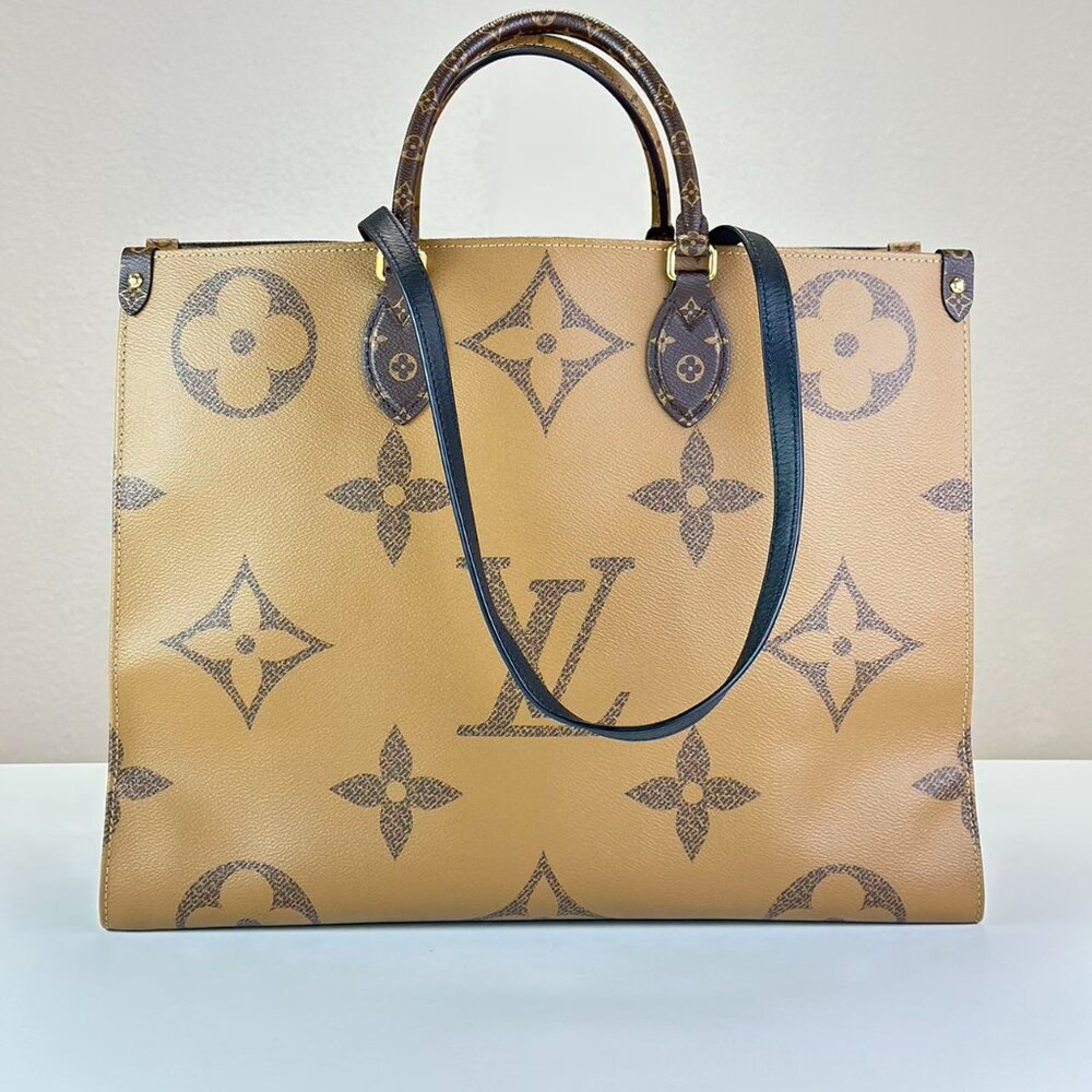 Louis Vuitton Monogram Canvas On The Go GM Shoulder Bag - Picture 3 of 8